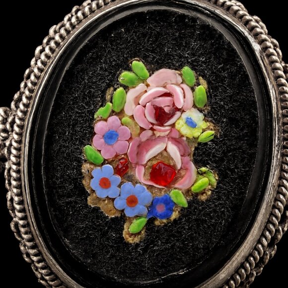 Antique Black and Sterling Silver Micro-Mosaic Ring With Flowers Size 7 - Picture 5 of 8
